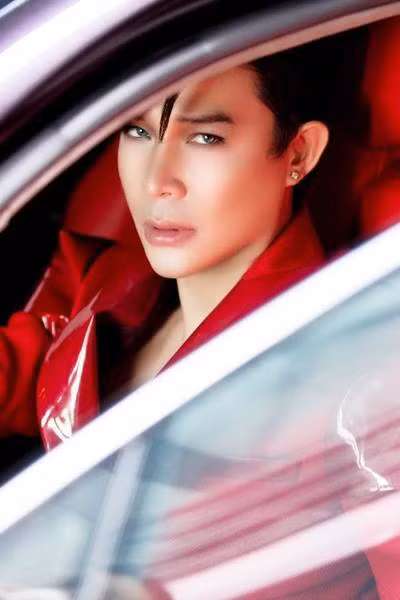 Luat su noi vu Nathan Lee mua doc quyen hit cu cua Cao Thai Son