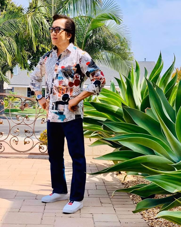 Elvis Phương trẻ trung, khỏe khoắn tuổi 76.