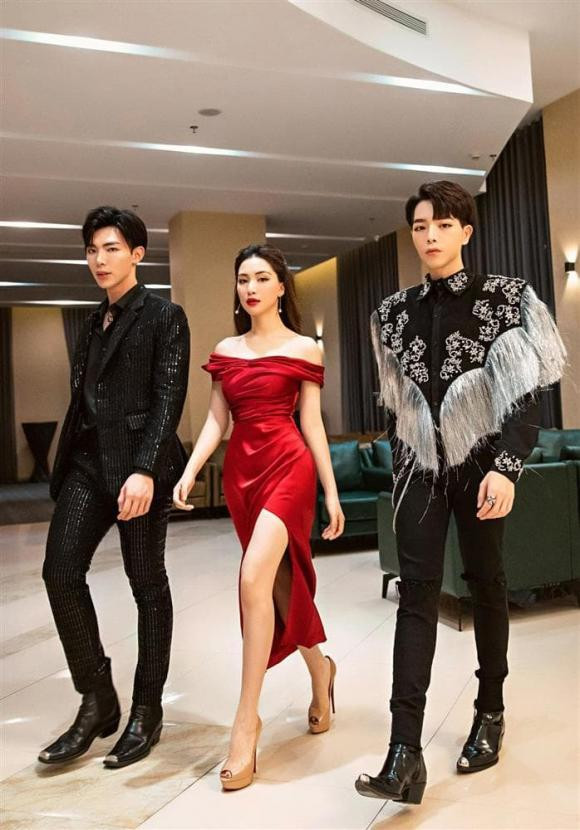 Gia dinh Hoa dam but gay hoang mang boi giong nhau bat ngo