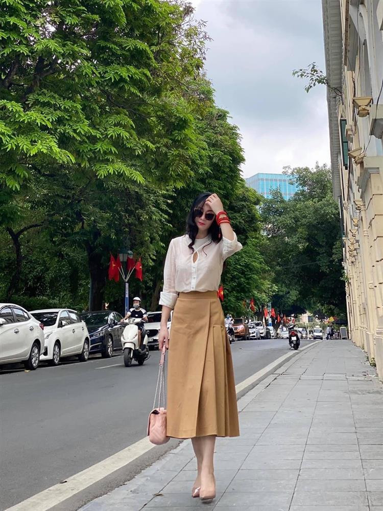 Dù lên phim có hơi "lồng lộn" nhưng Quách Thu Phương đời thường lại chân phương và cuốn hút hơn.