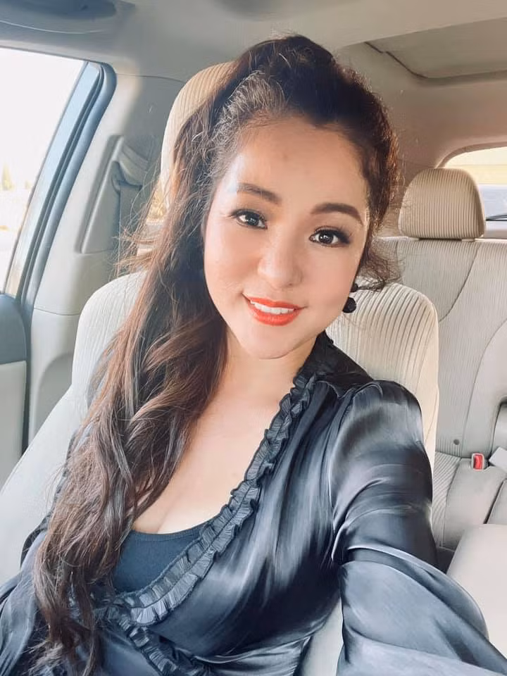 Hình ảnh xinh đẹp của danh hài Thúy Nga.