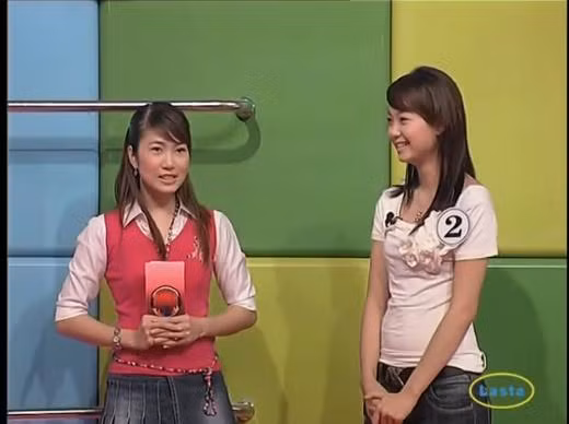 Ngoại hình cũng như phong cách ăn mặc cũng khác xa vẻ sang chảnh ở thời điểm hiện tại.