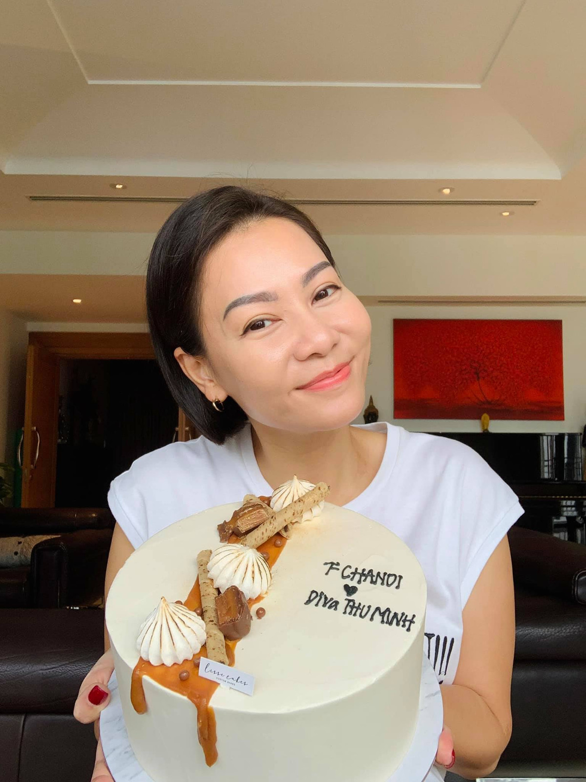 Sao Việt hôm nay 23/9: Thu Minh hạnh phúc đón tuổi 44.