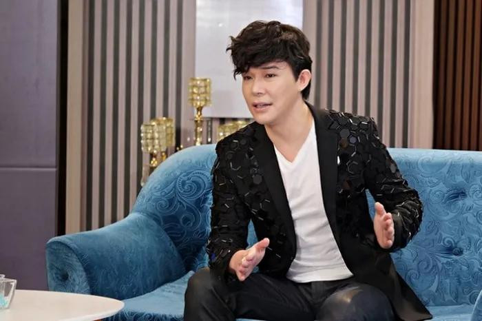 Sao nam Vbiz bi soi gioi tinh: Trai co vo cung khong thoat