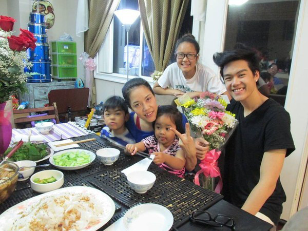 con của giọng ca gốc Hải Phòng.