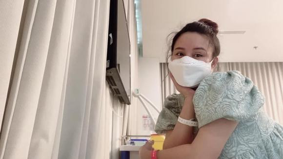 Ca si Vy Oanh sinh con thu ba sau on ao kien tung