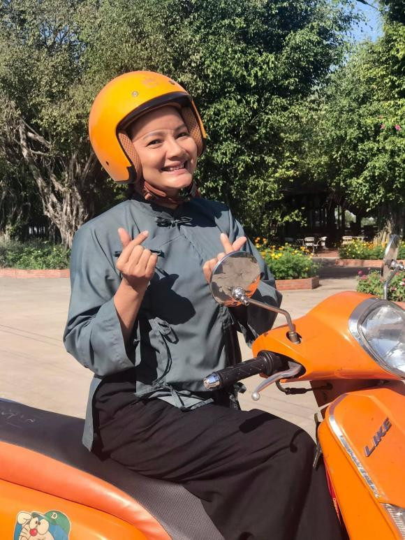 Diễn viên Kiều Trinh tâm niệm: "Dù làm người xưa hay nay vẫn luôn tuân thủ theo nguyên tắc đạo đức làm người".