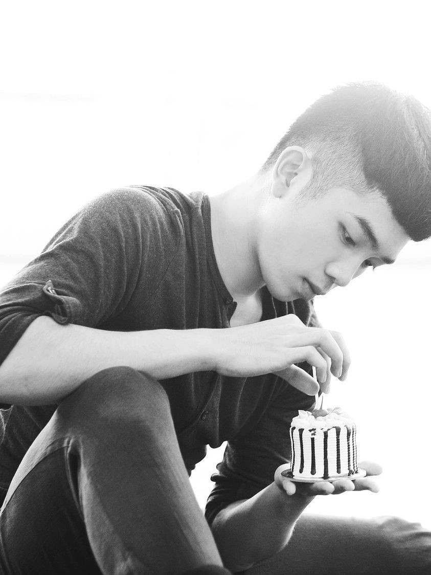 Dien vien mua Mai Trung Hieu qua doi o tuoi 29-Hinh-2