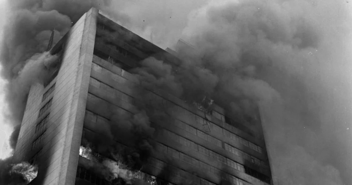 Ba nhân viên khách sạn, bao gồm một nhân viên bảo vệ và hai nhân viên khác, bị bắt và kết tội gây ra vụ cháy. Tất cả đều thú nhận hành vi của mình, nói rằng họ không cố ý giết người mà chỉ muốn "dọa" ban quản lý. Ảnh: Pinterest.