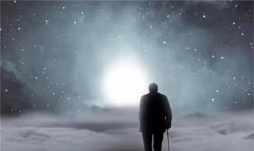 Con nguoi nhin thay gi khi can ke cai chet?