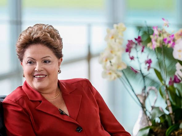 Kết quả: Quốc hội Brazil bỏ phiếu thông qua việc luận tội và phế truất Tổng thống Rousseff vào tháng 8/2016. Ảnh: Pinterest.