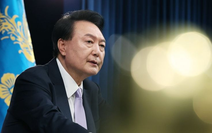  7. Yoon Suk Yeol - Tổng thống Hàn Quốc (2024). Tháng 12/2024, Tổng thống Yoon bị cấm rời khỏi đất nước và đối mặt với cuộc điều tra hình sự vì cáo buộc nổi loạn liên quan đến tuyên bố thiết quân luật ngày 3/12. Ảnh: Pinterest.