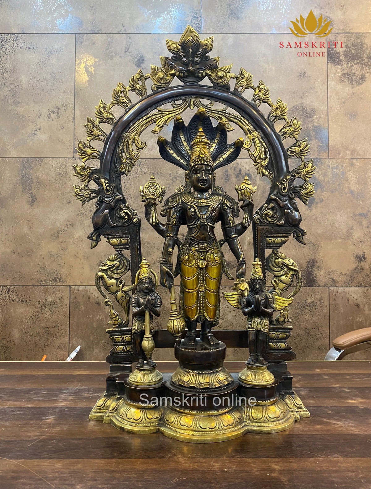  Sự kết hợp với các yếu tố tự nhiên. Dạ xoa thường được liên kết với các yếu tố tự nhiên như nước, cây cối, rừng, kho báu, thể hiện mối quan hệ mật thiết giữa con người và thiên nhiên trong văn hóa phương Đông. Ảnh: Pinterest.