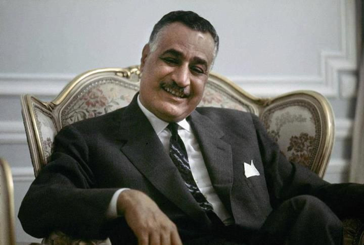  1. Gamal Abdel Nasser (1918–1970). Chức vụ: Đại tá, sau trở thành Tổng thống Ai Cập. Ông là lãnh đạo chính của cuộc Cách mạng Ai Cập năm 1952, lật đổ chế độ quân chủ và thành lập nền cộng hòa. Ảnh: Pinterest.