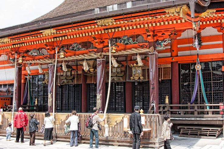  5. Không có khái niệm tội lỗi hay cứu rỗi. Thần đạo không tập trung vào việc phán xét, tội lỗi, hay cứu rỗi linh hồn. Thay vào đó, tôn giáo này nhấn mạnh đến sự hòa hợp giữa con người và thiên nhiên. Ảnh: Pinterest.