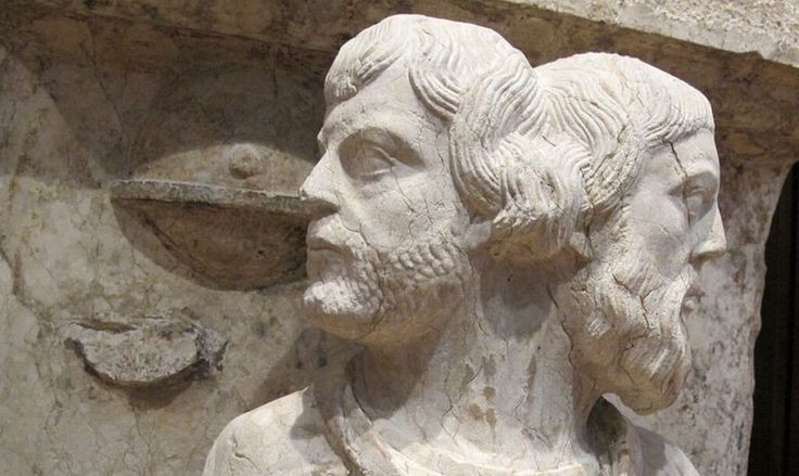  3. Lý do chọn ngày 1/1. Ngày 1/1 được chọn vì đây là ngày kính thần Janus, vị thần La Mã có hai khuôn mặt tượng trưng cho sự khởi đầu và kết thúc, thích hợp để khởi đầu năm mới. Ảnh: Pinterest.