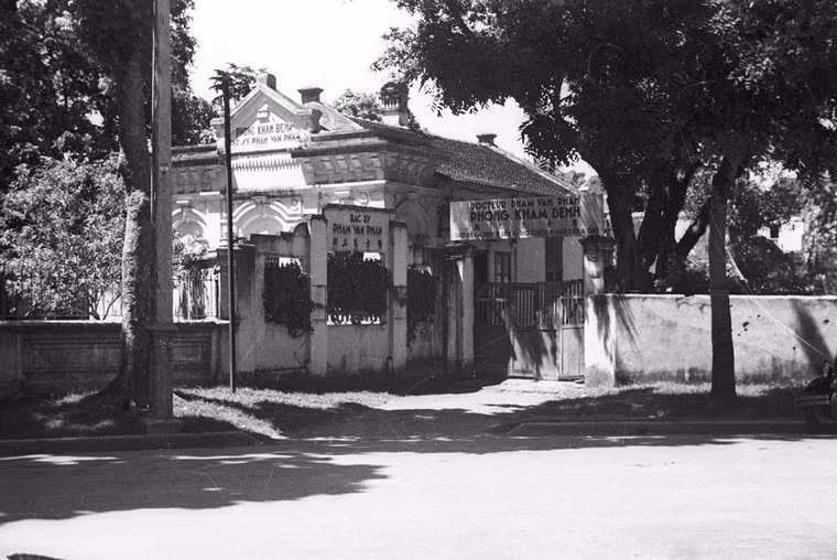 Phòng khám bệnh của bác sĩ Phạm Văn Phan.