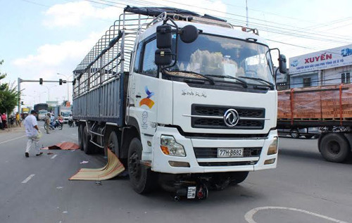 Hiện trường vụ TNGT. Hiện trường vụ TNGT.