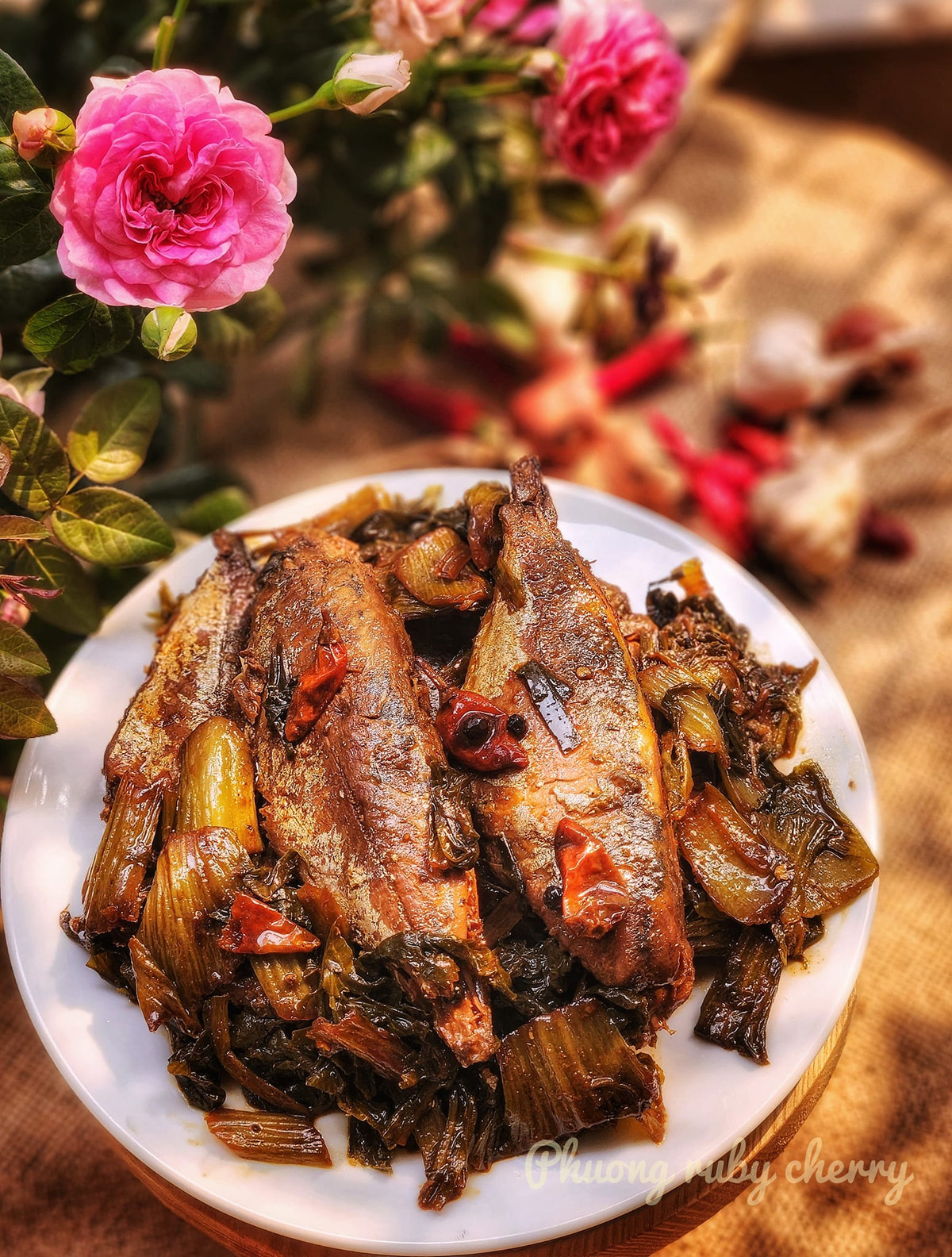 Bí quyết kho cá nục thơm ngon, thịt rắn đanh, không tanh - Hình 3 Bi quyet kho ca nuc thom ngon, thit ran danh, khong tanh-Hinh-3