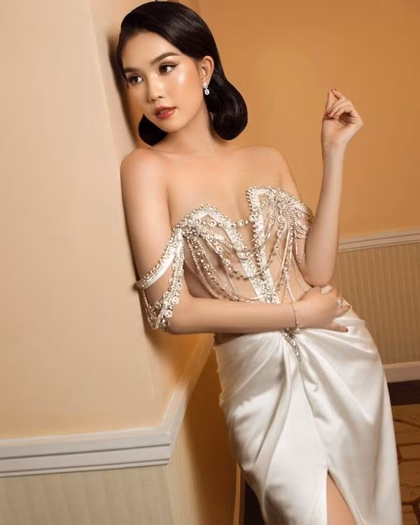 Ngoc Trinh khang dinh khong 'het thoi' nho siet can-Hinh-3