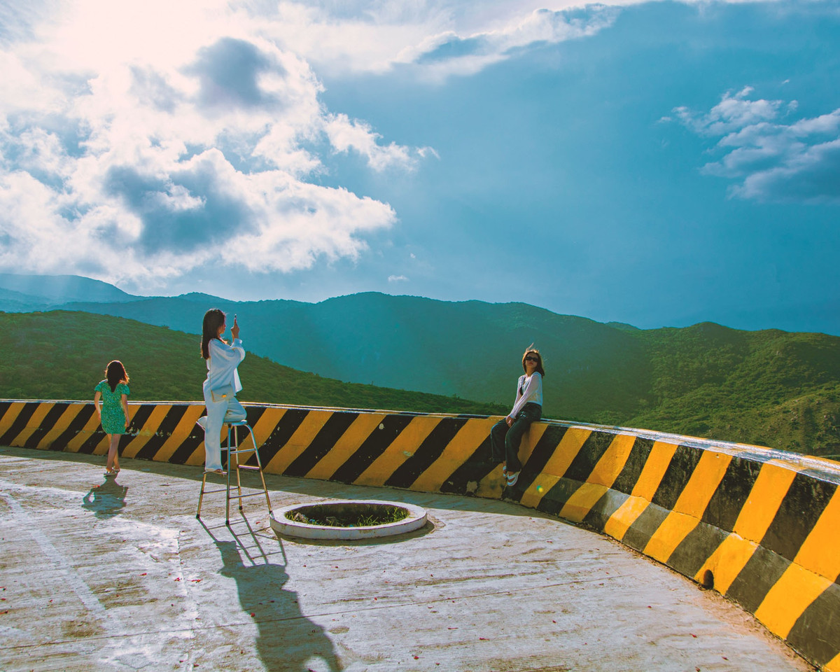 Ve dep hoang so cua vinh Vinh Hy-Hinh-2