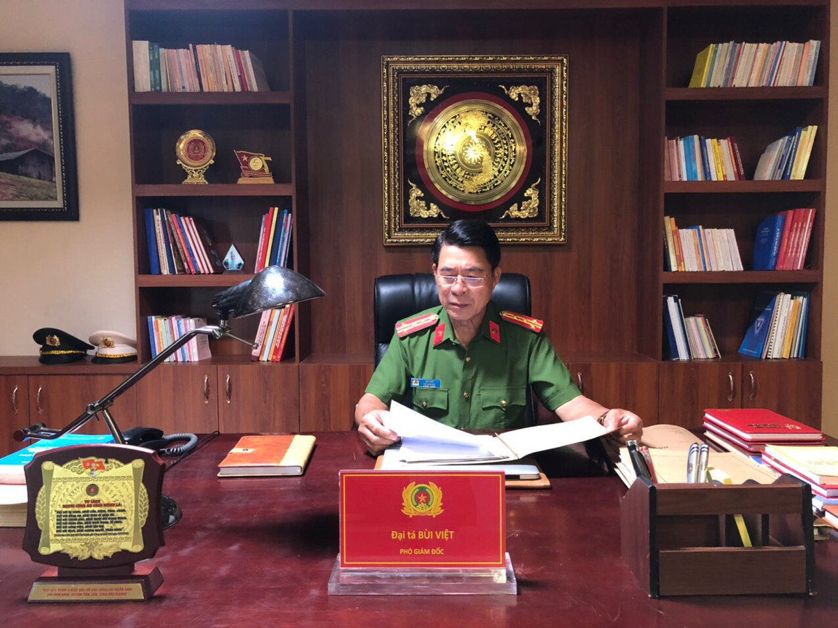 Nam dien vien Viet nao “can” ca vai cong an lan toi pham?-Hinh-3