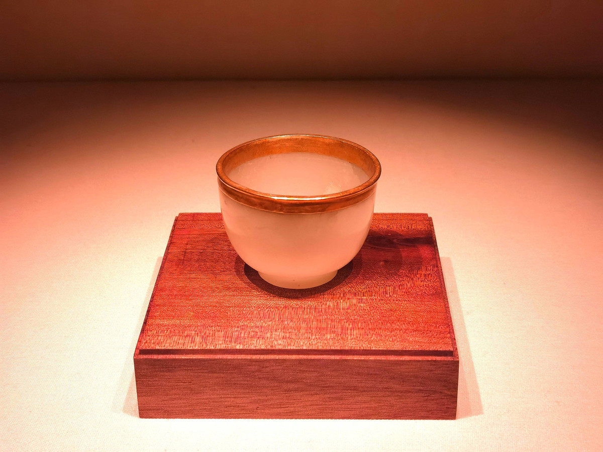 Tim thay co vat kham vang hon 1.400 nam trong mo co niem phong-Hinh-3