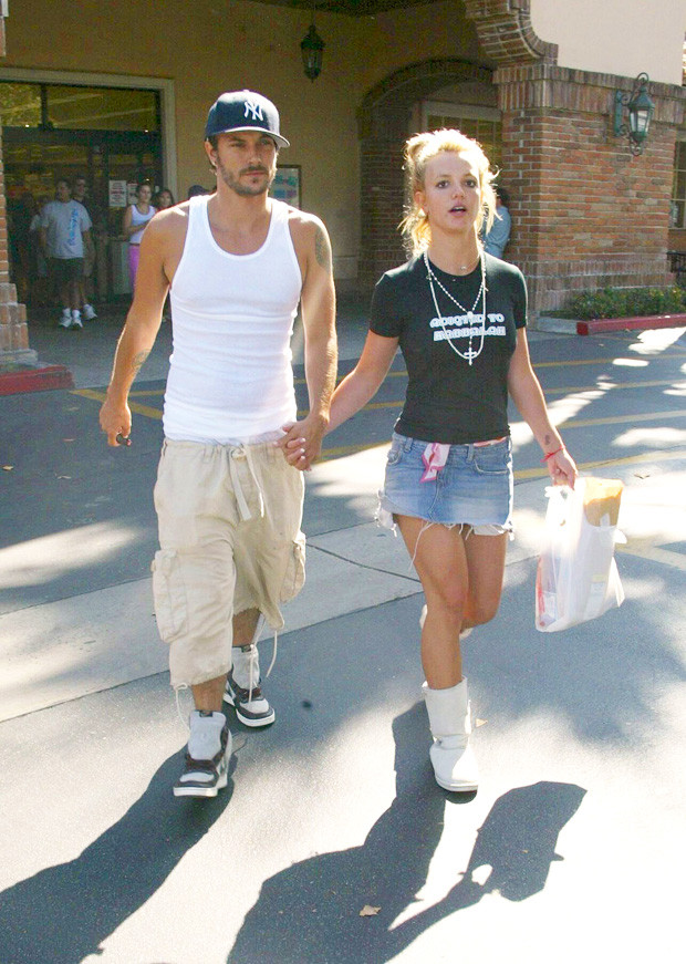 Ba nguoi dan ong tren duong tinh cua Britney Spears la nhung ai?-Hinh-3