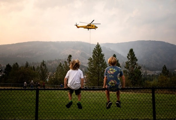 Loc xoay lua cuc hiem xuat hien o Canada duoc giai thich the nao?-Hinh-2