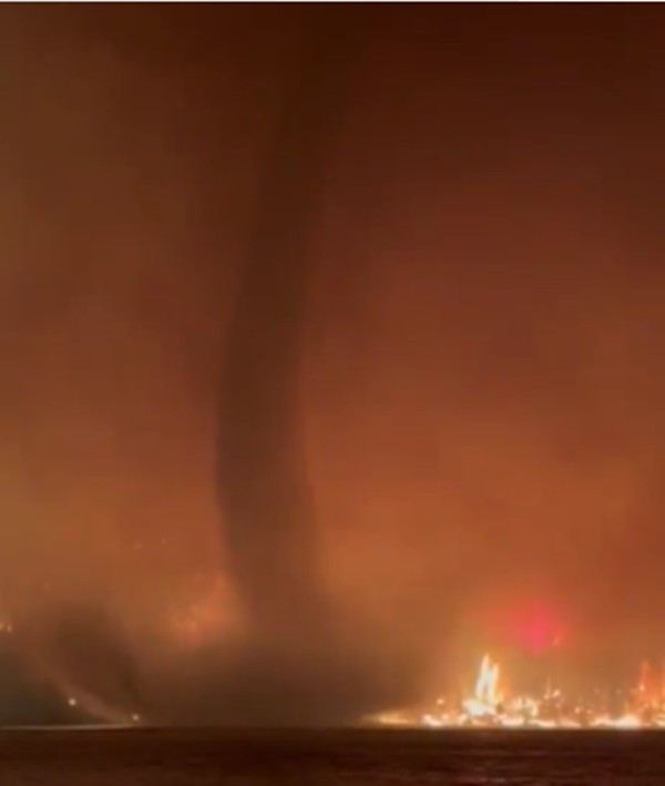 Loc xoay lua cuc hiem xuat hien o Canada duoc giai thich the nao?