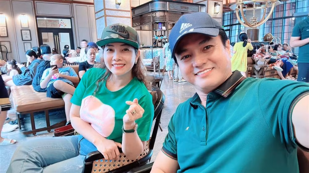 Cao Minh Dat: 2 lan cuoi hut, ket hon o tuoi 41