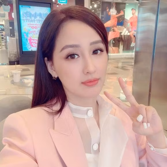 3 Hoa hau Viet Nam ngay cang trang non na, thang hang nhan sac-Hinh-6