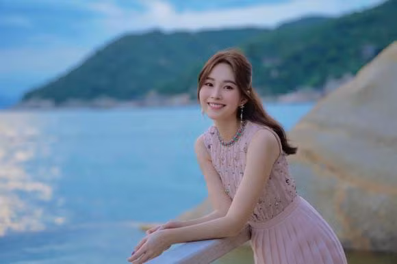 3 Hoa hau Viet Nam ngay cang trang non na, thang hang nhan sac-Hinh-19