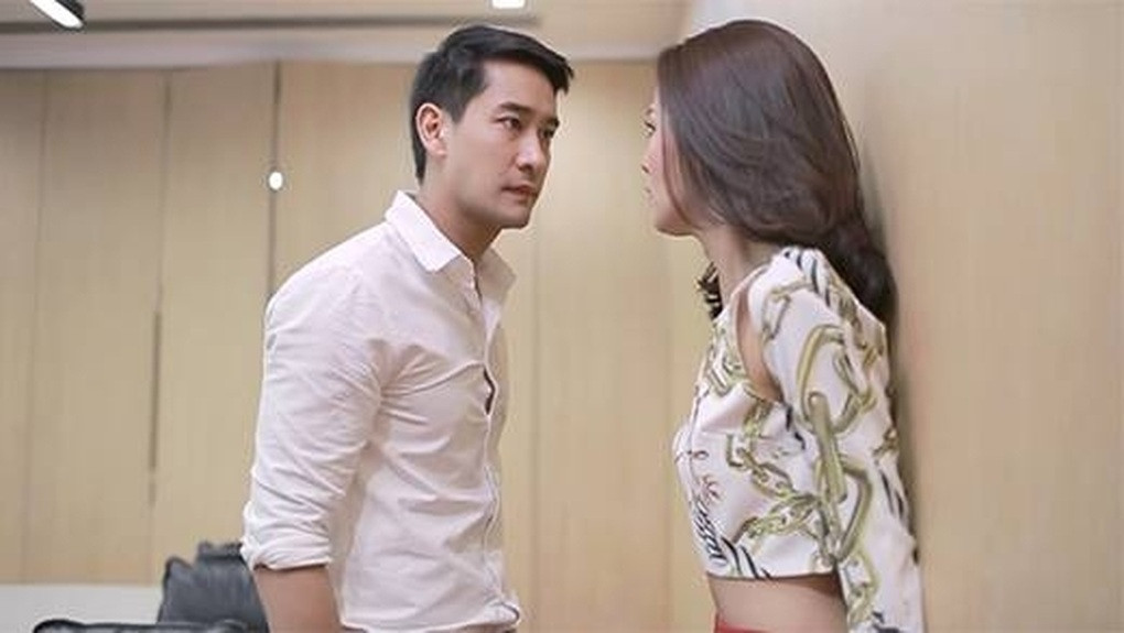 Toi uat nghen khi chong phan boi van “noi ly, ke cong“