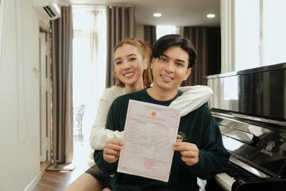 Hồ Quang Hiếu tiết lộ cách làm lành với vợ trẻ sau cãi vã - Hình 3 Ho Quang Hieu tiet lo cach lam lanh voi vo tre sau cai va-Hinh-3