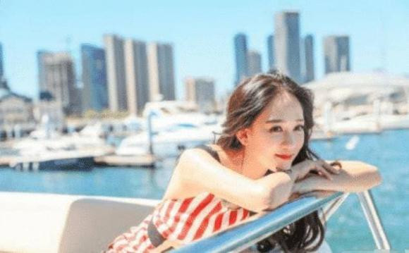 Canh goi cam, Tran Kieu An 'ra tay' sau do thanh ngoi sao-Hinh-6