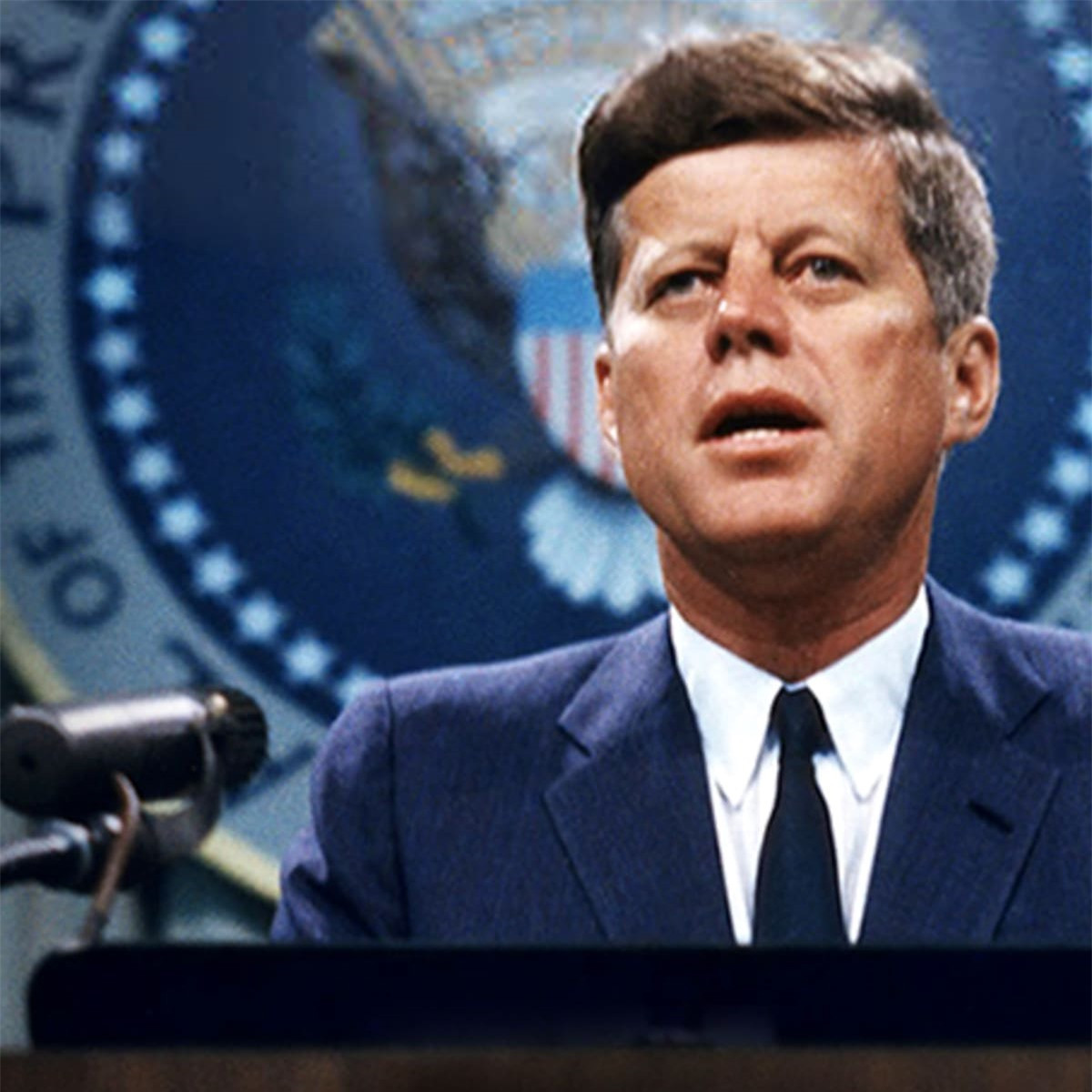 Khối cầu kim loại 83,6kg khiến Mỹ 'dậy sóng', Nhà Trắng lo sợ - Hình 3 Khoi cau kim loai 83,6kg khien My 'day song', Nha Trang lo so-Hinh-3