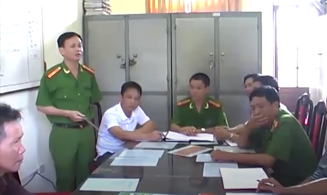 Sau khi lấy được lời khai của nạn nhân, Công an tỉnh Hải Dương đã nhanh chóng họp án để đưa ra những biện pháp nghiệp vụ truy lùng đối tượng và lên kế hoạch vây bắt. Từ những thông tin về những đối tượng nghi vấn, các điều tra viên đến nhà các đối tượng trên và được người nhà cho biết nhóm đối tượng này vừa về nhà lấy đồ đạc rồi đi ngay.