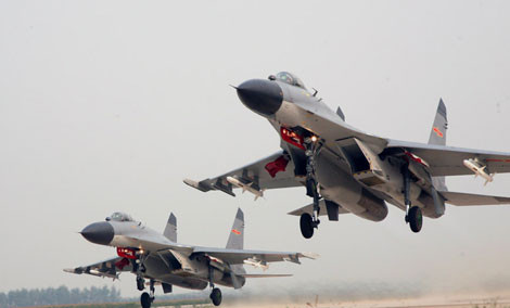 Tiêm kích đa năng J-11B.