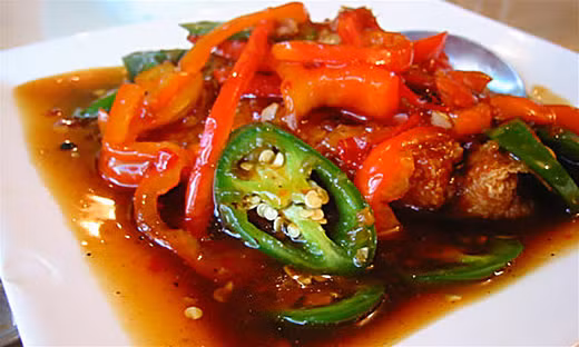 Hạn chế ăn các loại gia vị cay nóng như ớt, tỏi, gừng, tiêu... nên ăn nhạt. Các loại thịt nên ăn như cá nước ngọt, ba ba, vịt, ngan...