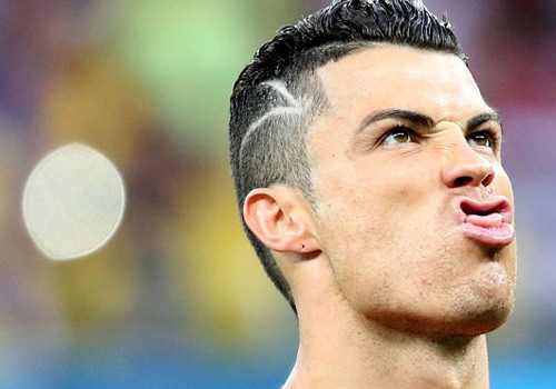 Hình ảnh Ronaldo trong màu áo ĐT Bồ Đào Nha trên sân tập trước trận gặp Mỹ ở World Cup 2014.