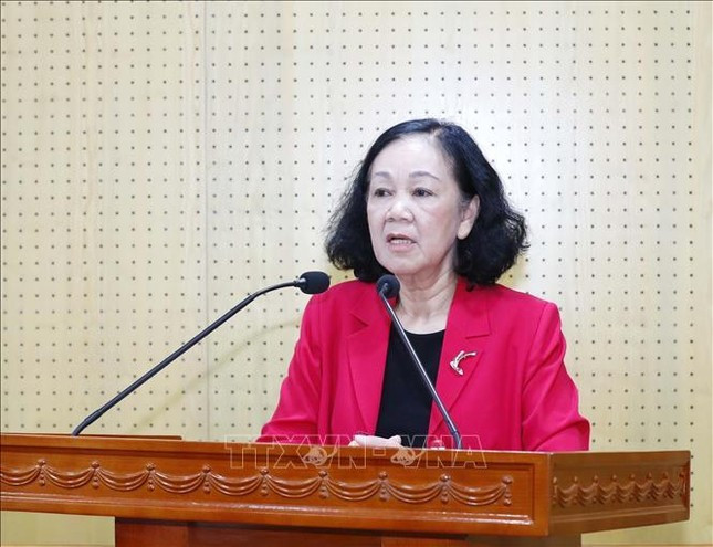 Mot so can bo dat phieu tin nhiem cao nhung sau do lai vi pham ky luat