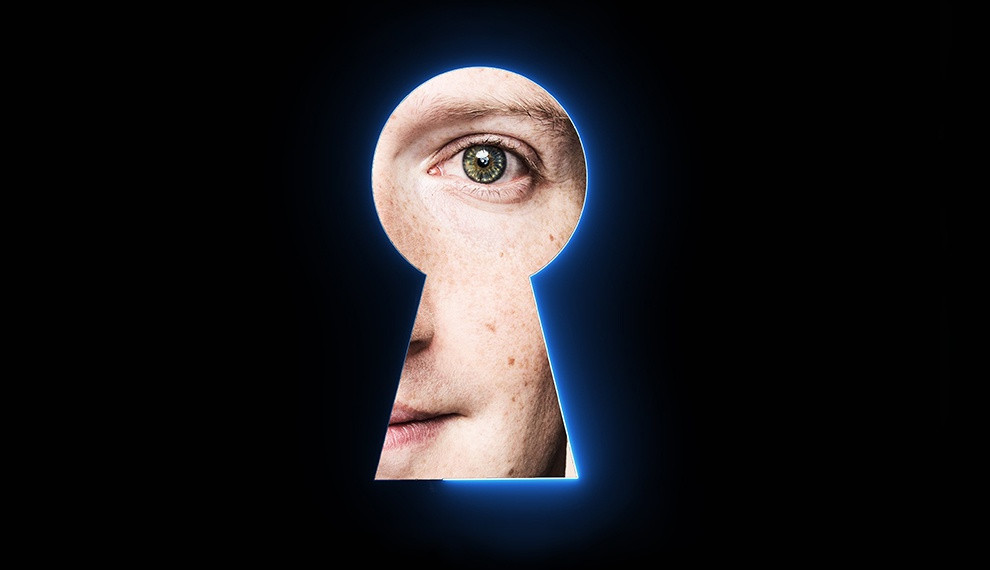 Toi so khi bi cha me kiem soat doi song rieng tu-Hinh-3