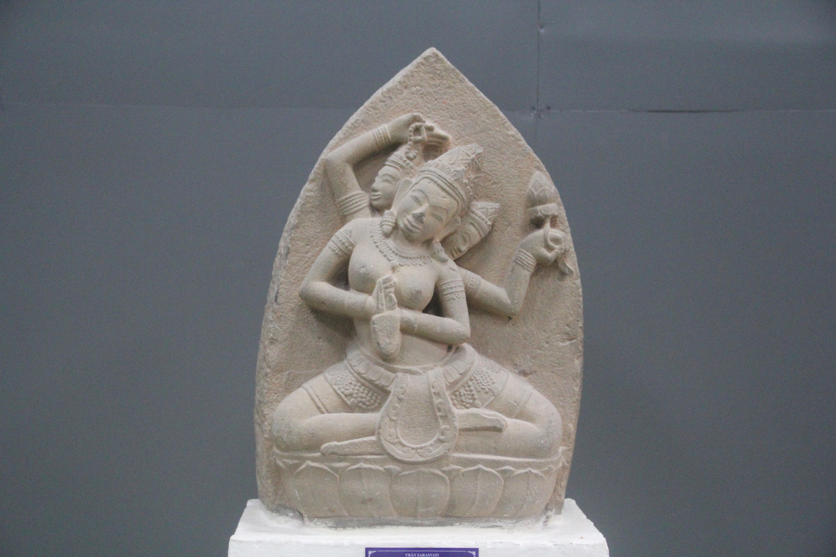 Can canh phu dieu nu than nang 200kg, hiem thay o Binh Dinh