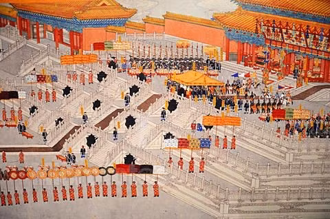 Quang cảnh hôn lễ của Hoàng đế Đồng Trị thời Thanh. Hoàng đế triều Minh, Thanh thường tổ chức hôn lễ tại cung Khôn Ninh. Đây là tòa nhà thứ ba trong khu hậu cung ở Tử Cấm Thành. Thời nhà Minh nó là cung cấm của hoàng hậu, thời nhà Thanh nó là nơi động phòng của hoàng đế. Cung Càn Thanh và Khôn Ninh có chức năng và tên gọi đối lập nhau. Càn chủ dương đối với Khôn chủ âm. Thanh và Ninh đều mang nghĩa ổn định, an lạc và may mắn. Cung Càn Thanh là nơi vua điều hành chính sự, cung Khôn Ninh là phòng hôn sự.