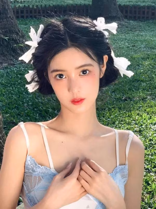 Nhan sac Hotgirl khien Ngo Diec Pham bao het rap phim de hen ho-Hinh-4