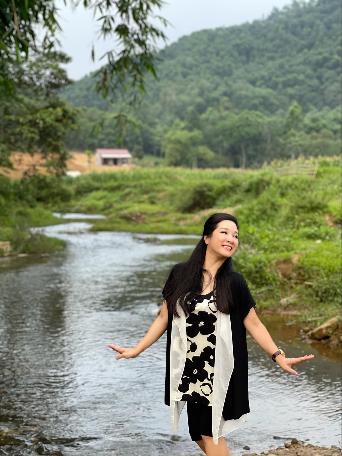 Thanh Thanh Hien tuoi 52: Lam me don than, song an yen ben con gai-Hinh-20