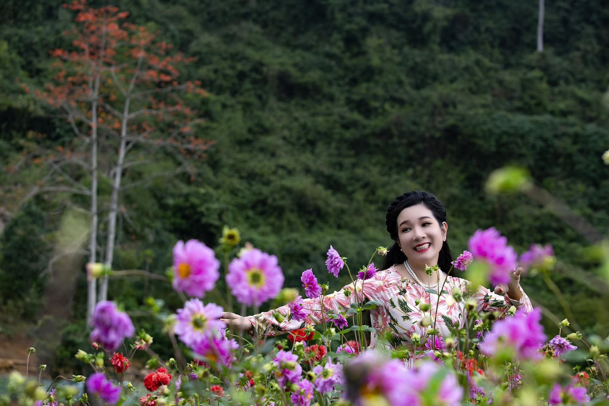 Thanh Thanh Hien tuoi 52: Lam me don than, song an yen ben con gai-Hinh-6