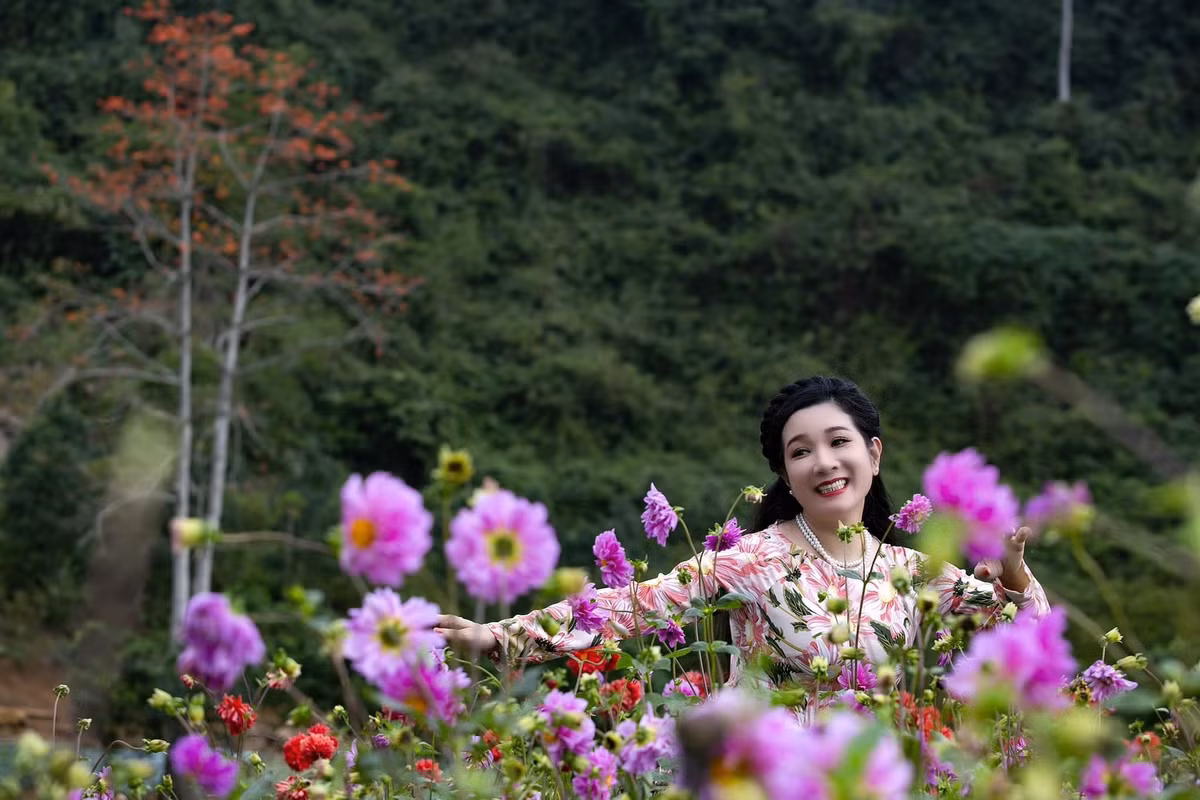 Thanh Thanh Hien tuoi 52: Lam me don than, song an yen ben con gai-Hinh-6