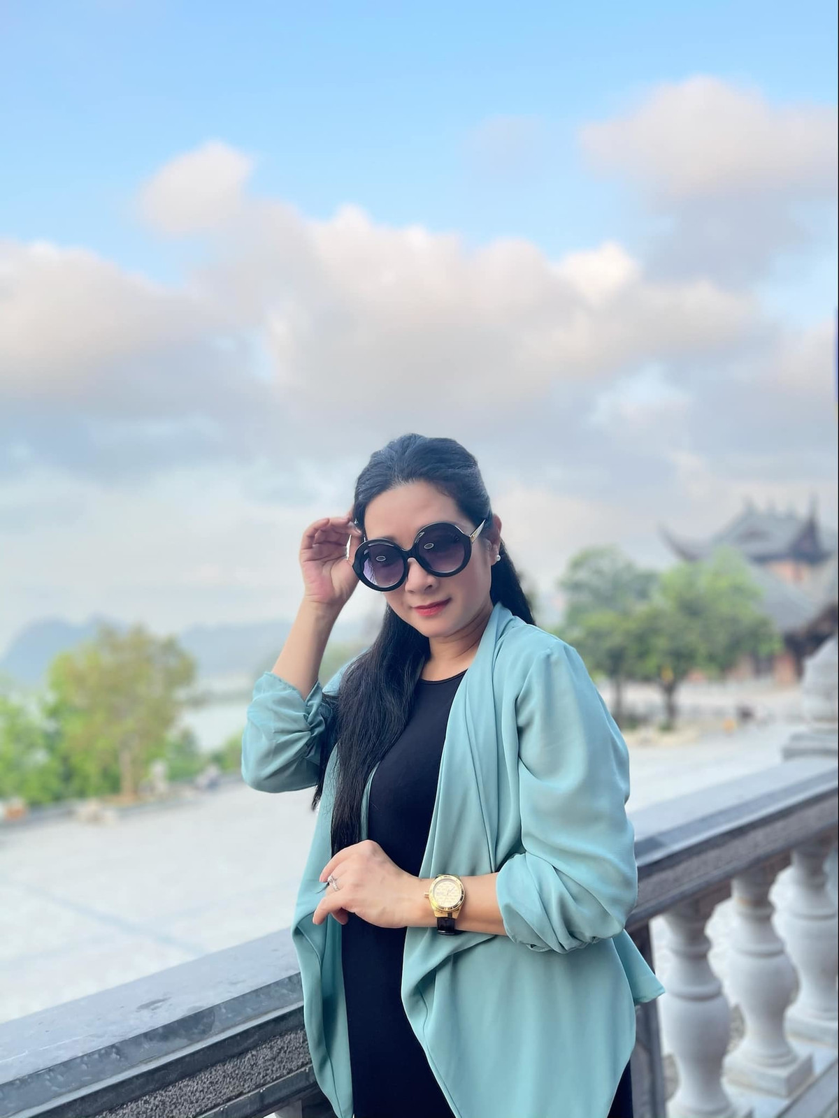 Thanh Thanh Hien tuoi 52: Lam me don than, song an yen ben con gai-Hinh-18